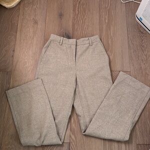Woman’s Babaton nuatral trousers